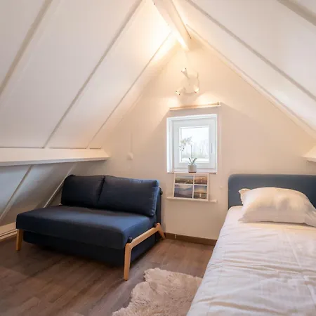 Vakantiehuis Beluga With Parking And Shared Pool By Interhome De Haan